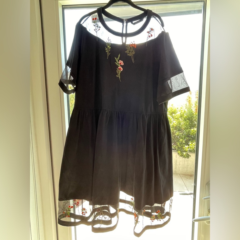 Eshakti Black Floral Embroidered Dress with Mesh trim size 4XL